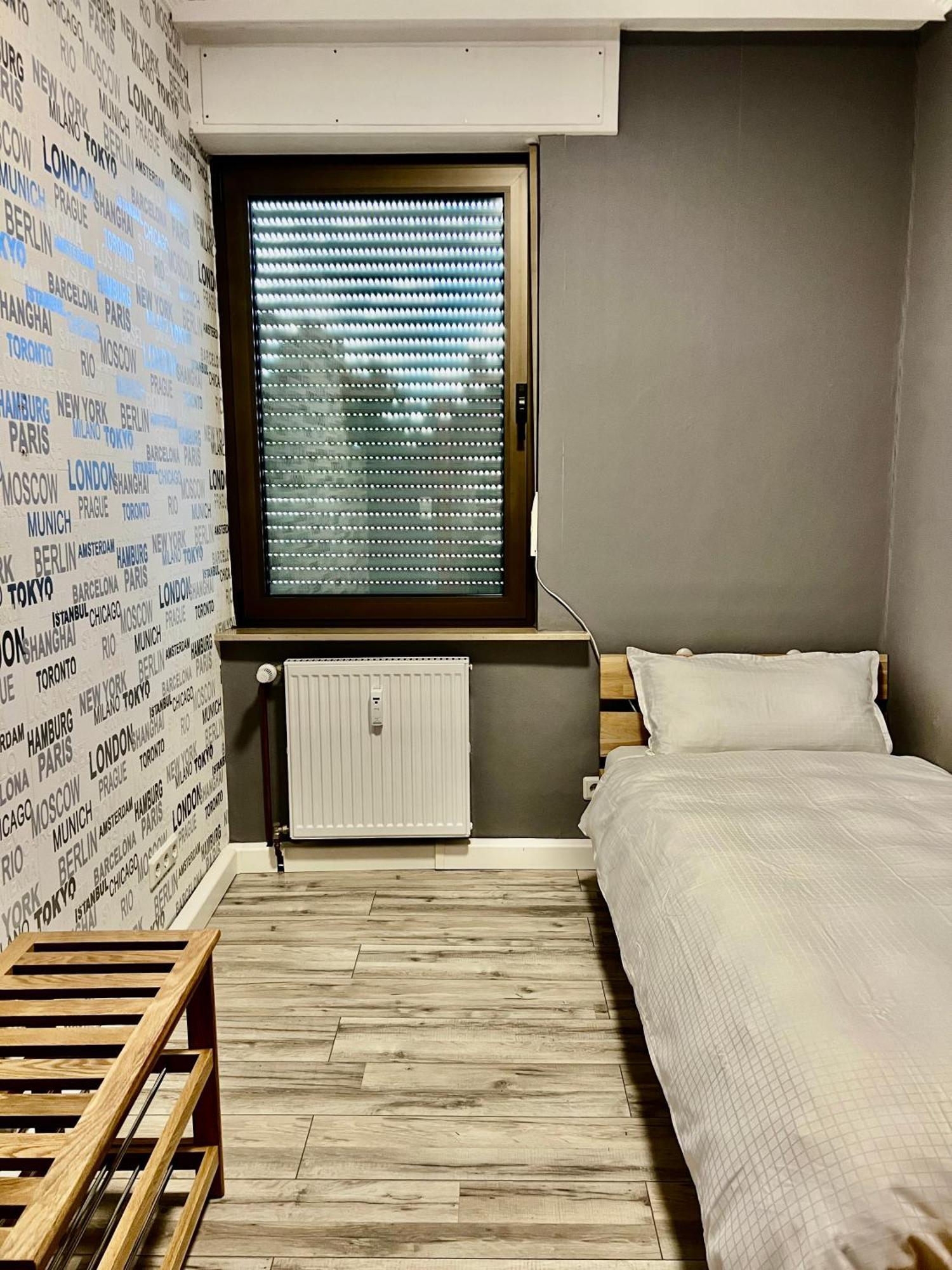 Bequemes Zimmer In Moderner Unterkunft My Pension Duisburgo Esterno foto
